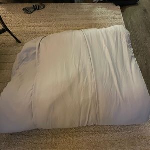 Full/Queen Gray comforter